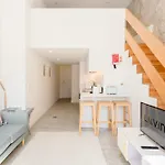 Apartamento Liiiving In - Terrace & Sunny Oporto