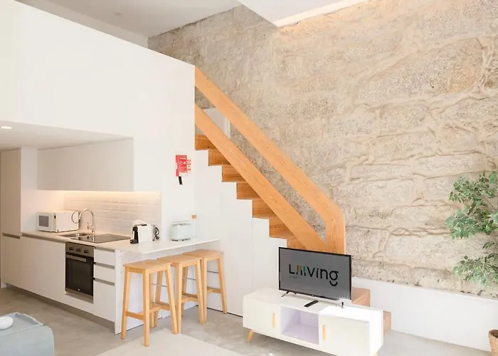 Liiiving In - Terrace & Sunny 公寓