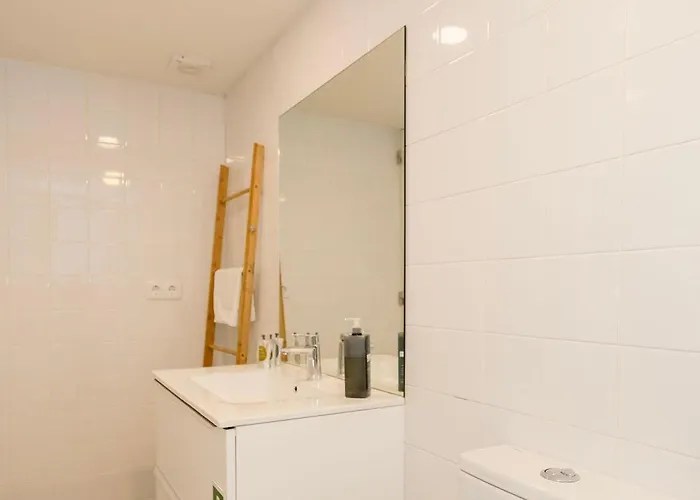 公寓 Liiiving In - Terrace & Sunny *